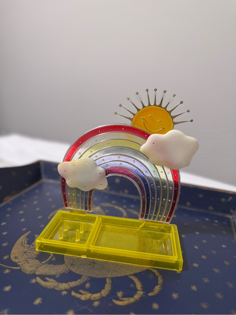 Vintage 1980s rainbow sunshine acrylic jewelry stand. 1980s team room decor VNT.
